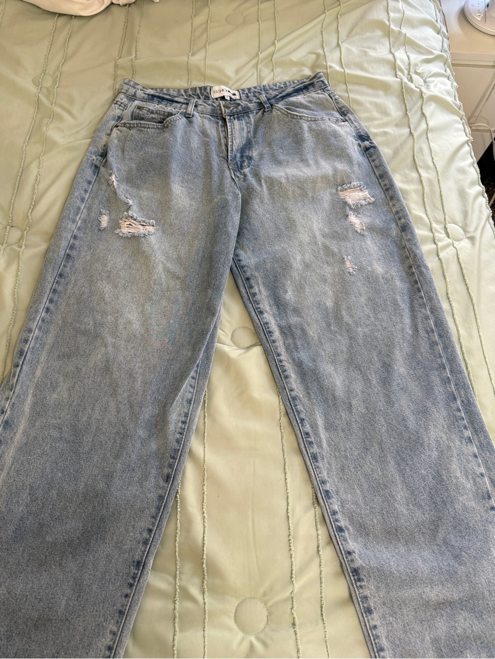 Fashion Nova Light Blue Distressed Boyfriend Jeans